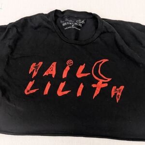 Hail Lilith Goth Halloween Witch Cropped Black Tee Large